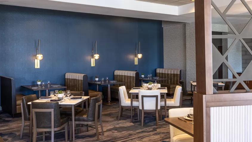 Oasis Restaurant at Crowne Plaza